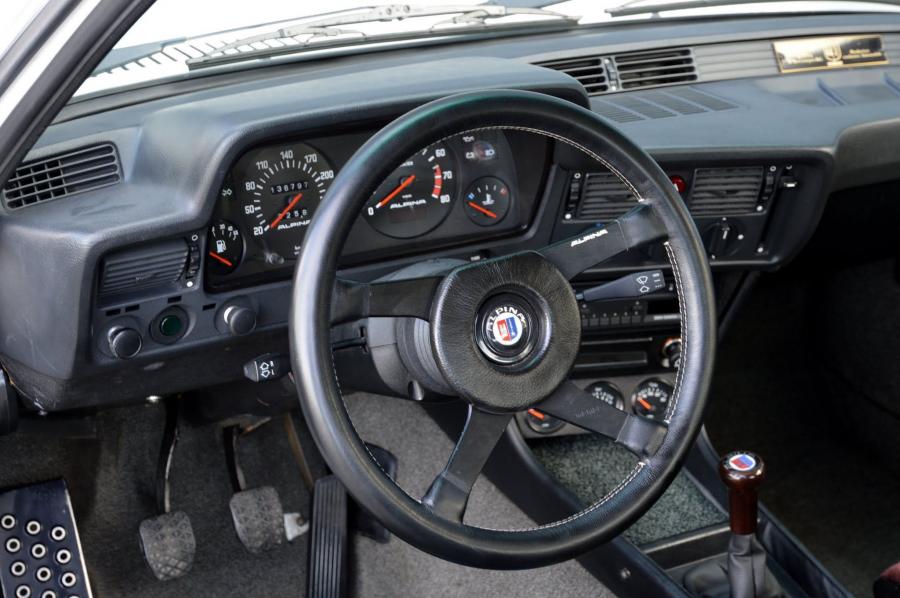 Панель приборов Alpina B6 2.8 (E21) 1978 года  (фото 10 из 32)